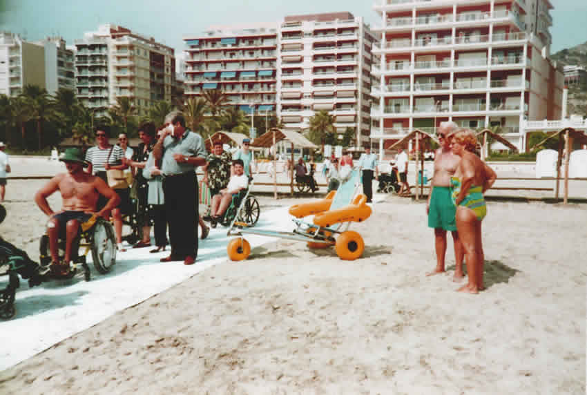 Exposición de playas adaptadas, Cullera, 1 de agosto de 2000 Exposición de playas adaptadas, Cullera, 1 de agosto de 2000
